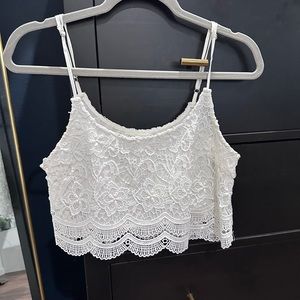 White Lace tank top in excellent condition